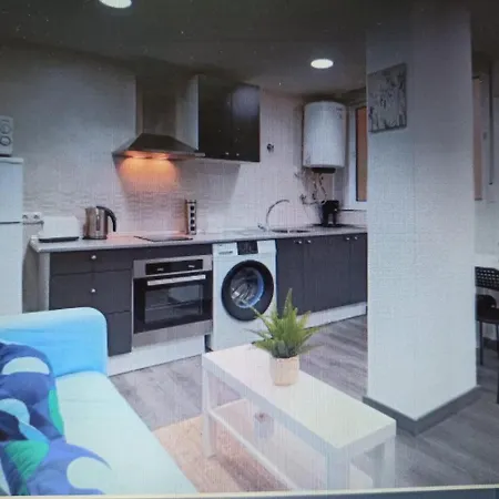 Holidays2malaga Heroe De Sostoa 200m From The Beach Málaga